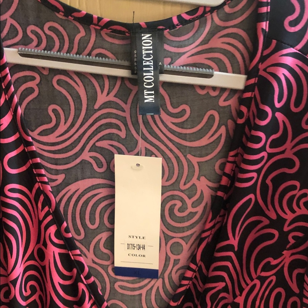 JM Collection Long Sleeve Dress in Pink and Black Swirl - Picture 2 of 2